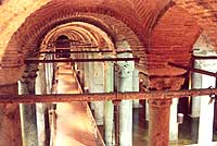Cisterna-Basilica