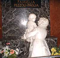 Tomba della famiglia Pezzoli-Paglia