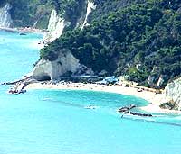 veduta di una delle spiagge di sirolo