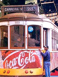 Tram numero 28