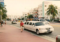 limousine-in-ocean-drive