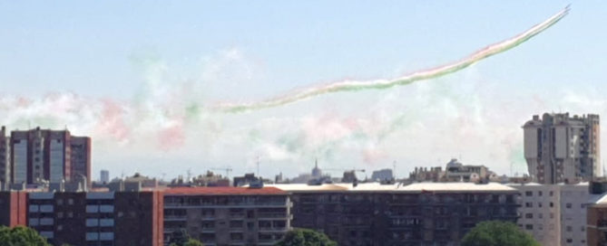 Frecce tricolori su Milano
