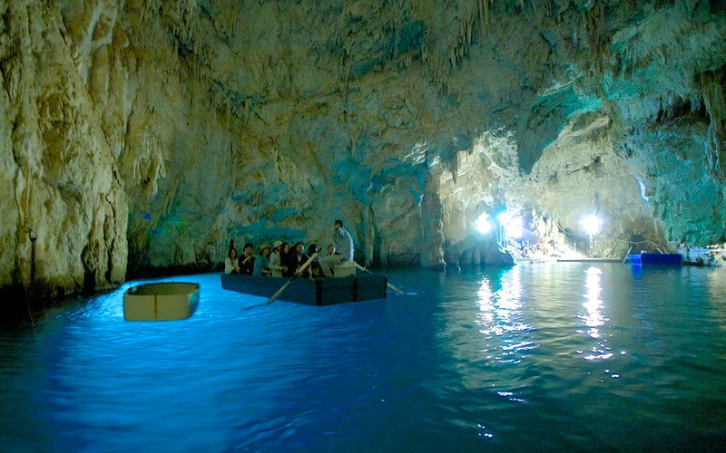 Grotta dello smeraldo