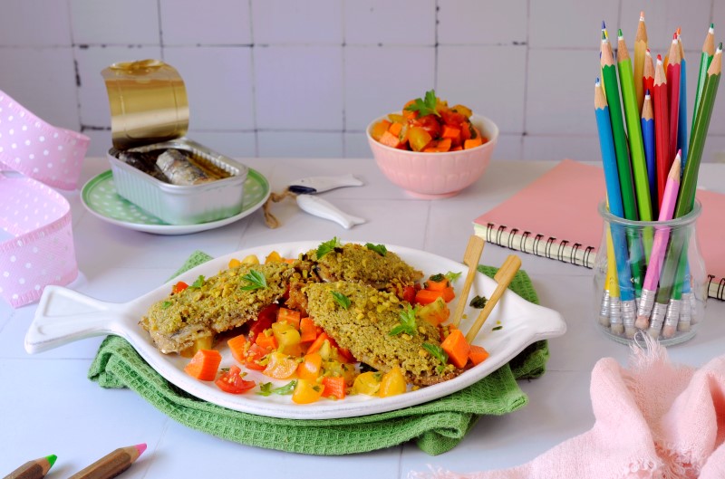 sardine gratinate con pistacchi e insalata carote e pomodori 1