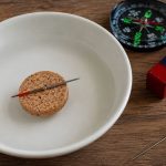Costruire una bussola fai-da-te per piccoli esploratori