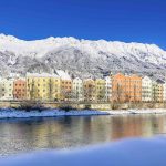 Destinazione Innsbruck: dalle vette ai Mercatini di Natale, un viaggio in equilibrio tra natura, sostenibilità e tradizioni
